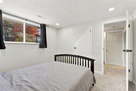 6503 Medford Lane NE Cedar Rapids IA 52402