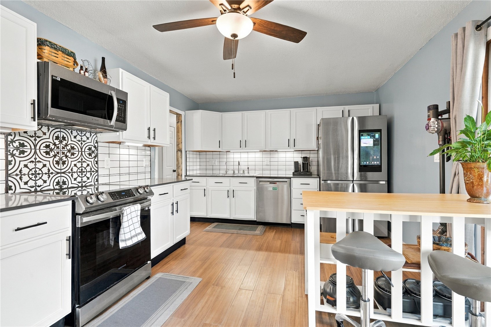6503 Medford Lane NE Cedar Rapids IA 52402