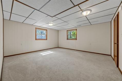 7 West View Acres Iowa City IA 52240