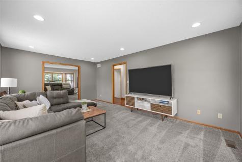 8506 Federalist Road Marion IA 52302