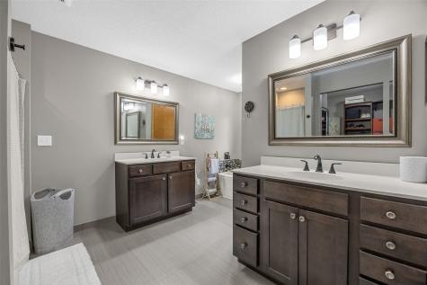 8506 Federalist Road Marion IA 52302