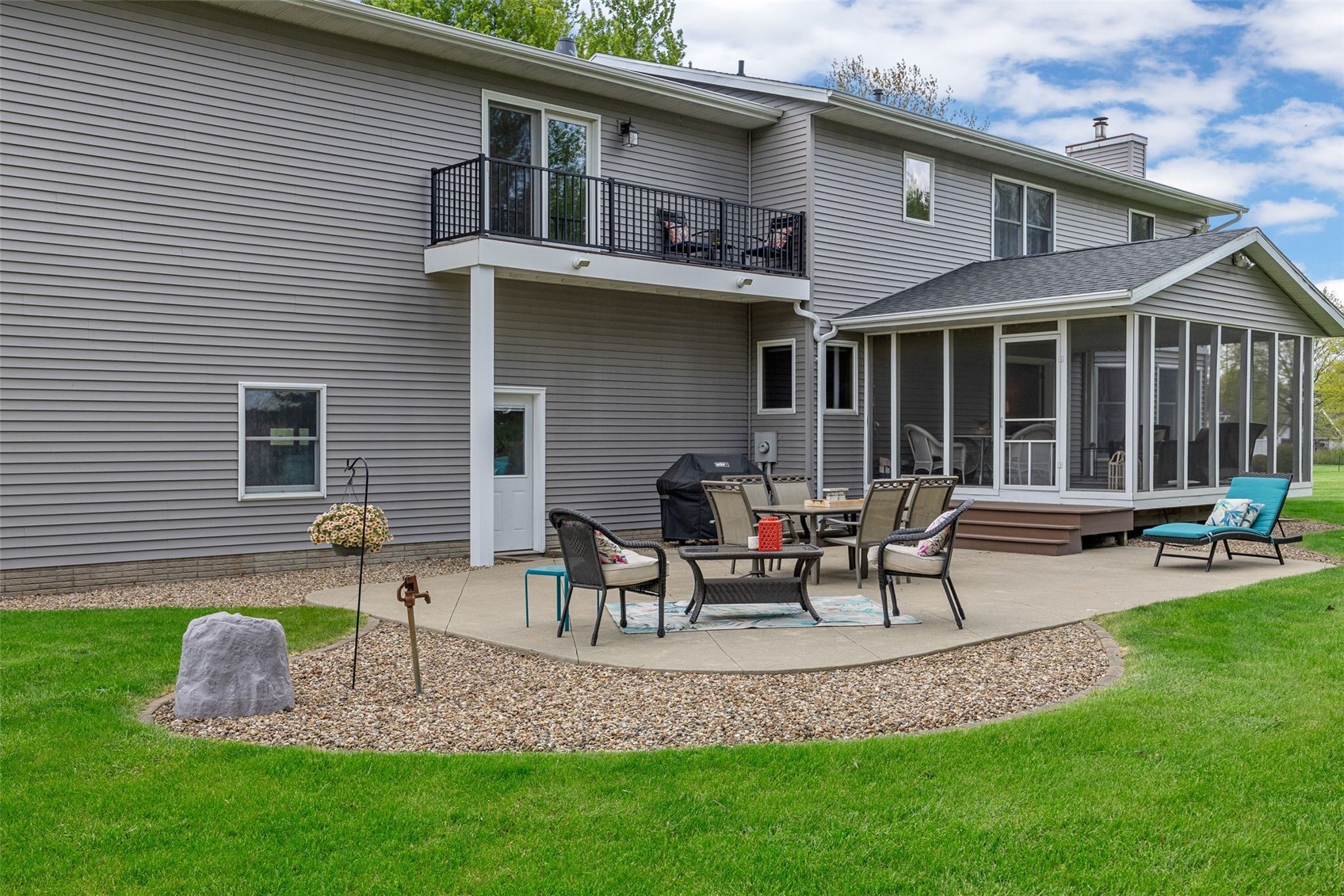 8506 Federalist Road Marion IA 52302