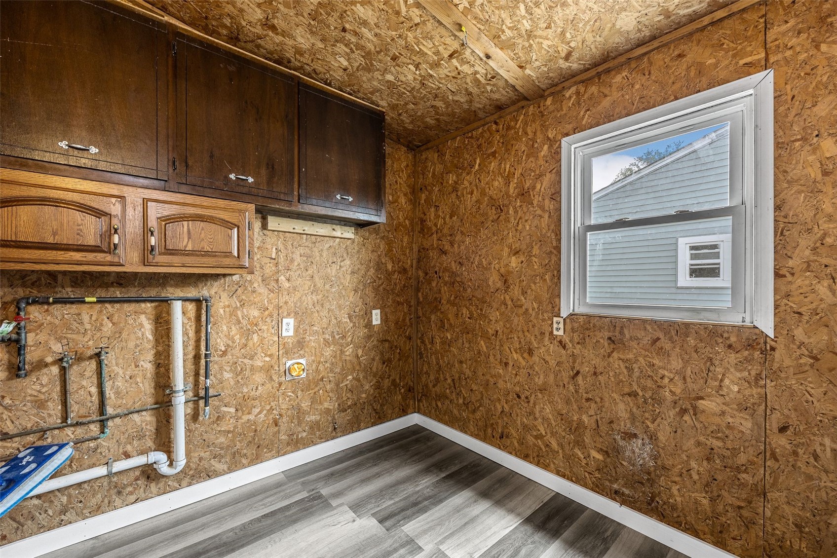 6524 Parkview Avenue Cedar Rapids IA 52403