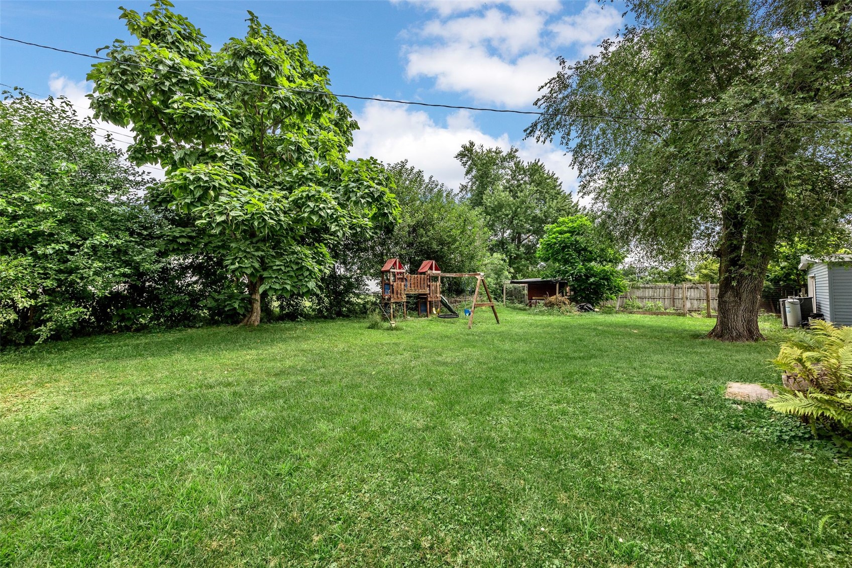 6524 Parkview Avenue Cedar Rapids IA 52403