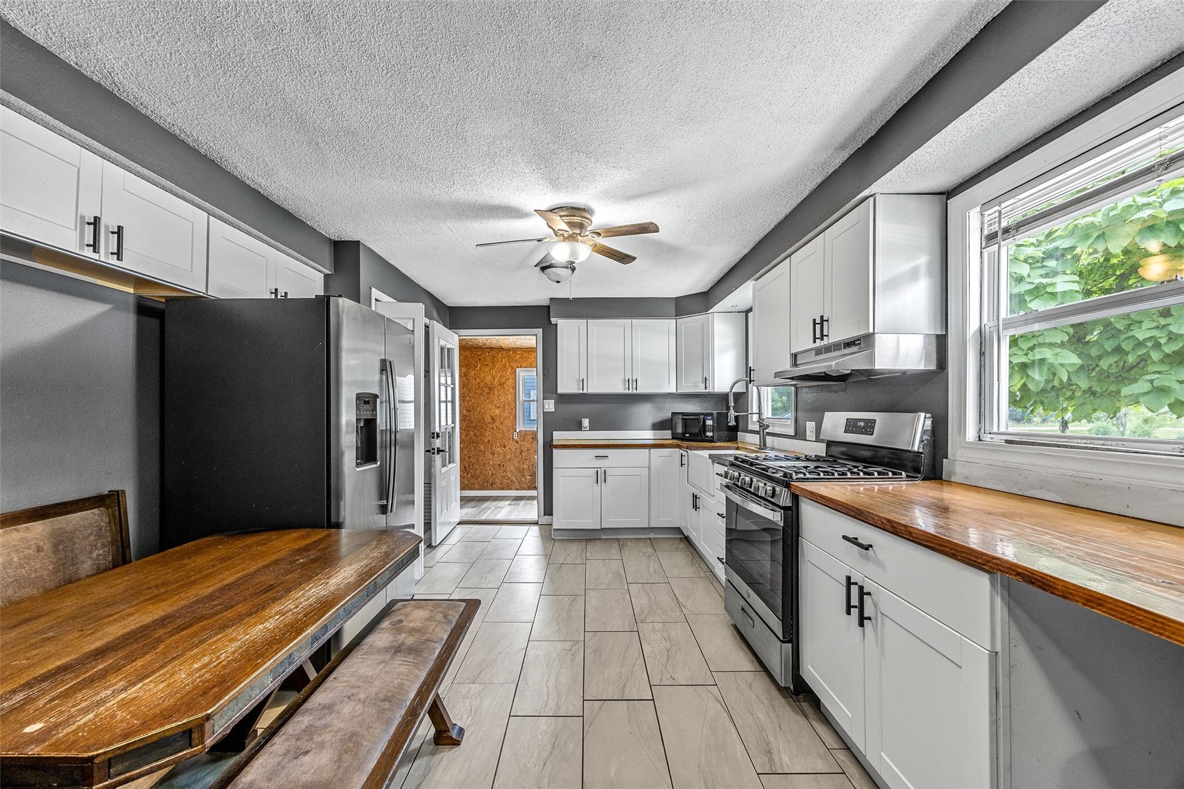 6524 Parkview Avenue Cedar Rapids IA 52403