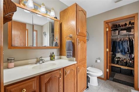 402 Windsor Drive Solon IA 52333