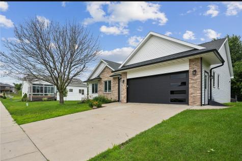 402 Windsor Drive Solon IA 52333