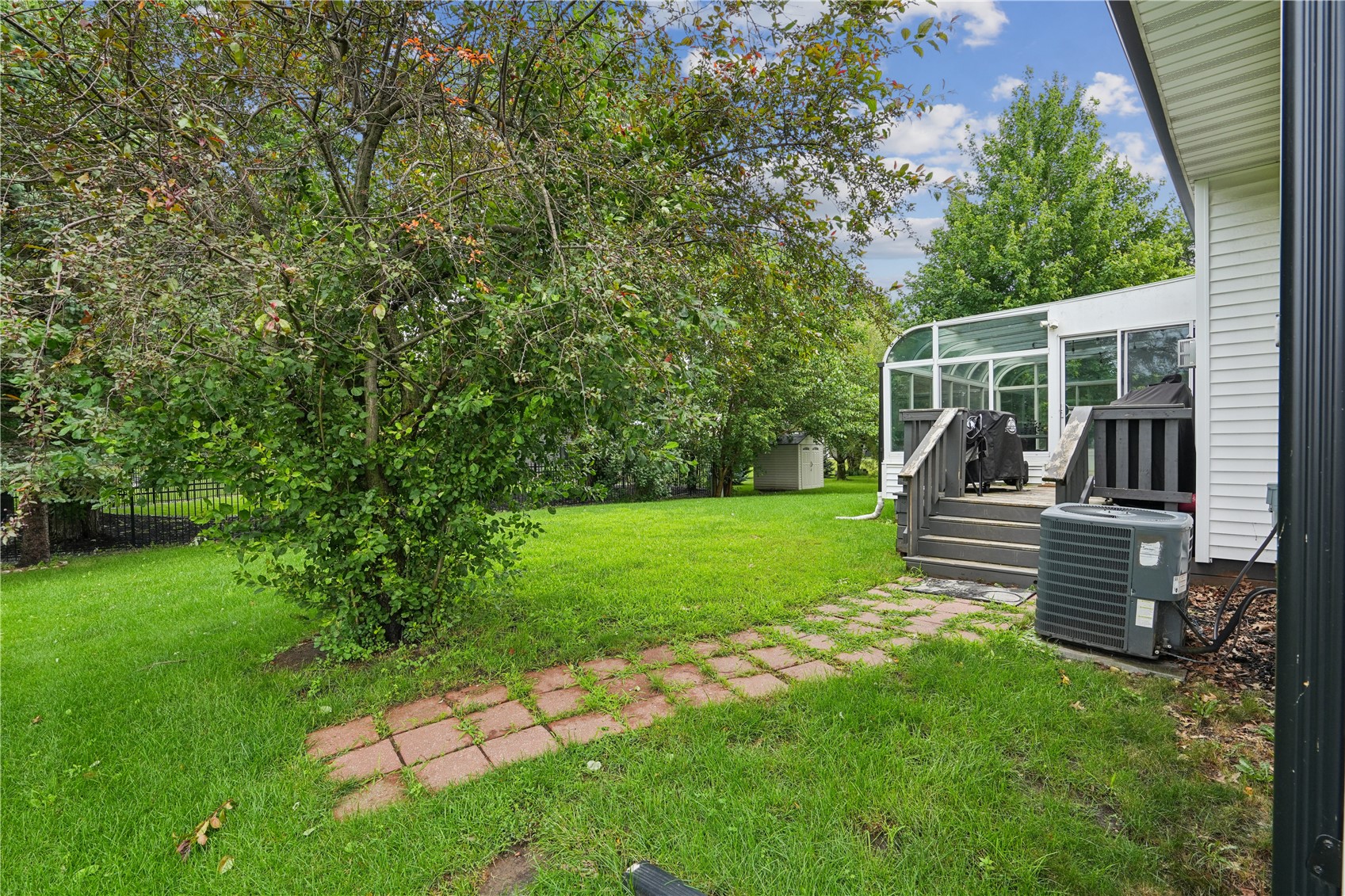 402 Windsor Drive Solon IA 52333