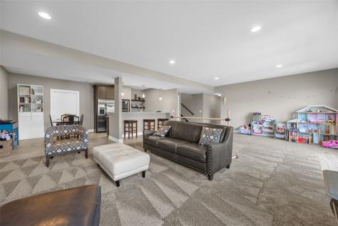 4134 Barbaro Avenue Iowa City IA 52240