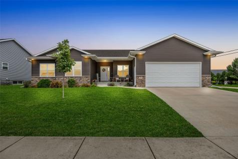 1698 Bridge Creek Court Marion IA 52302
