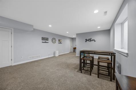 1698 Bridge Creek Court Marion IA 52302
