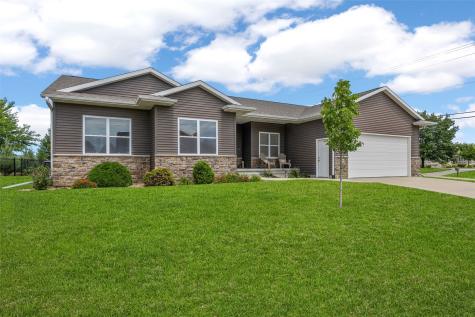 1698 Bridge Creek Court Marion IA 52302