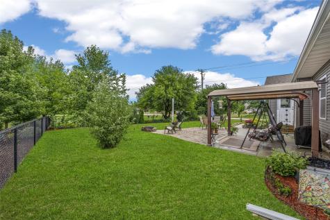 1698 Bridge Creek Court Marion IA 52302