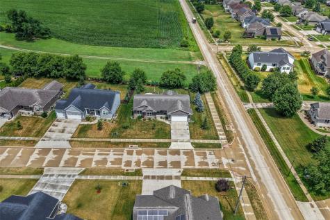 1698 Bridge Creek Court Marion IA 52302