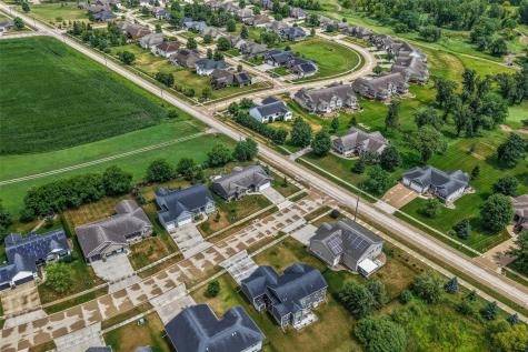 1698 Bridge Creek Court Marion IA 52302