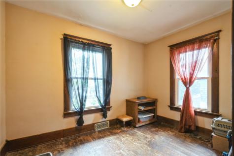1810 Park Avenue SE Cedar Rapids IA 52403