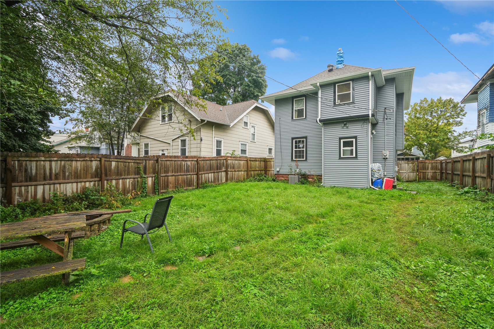 1810 Park Avenue SE Cedar Rapids IA 52403