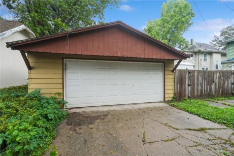1810 Park Avenue SE Cedar Rapids IA 52403