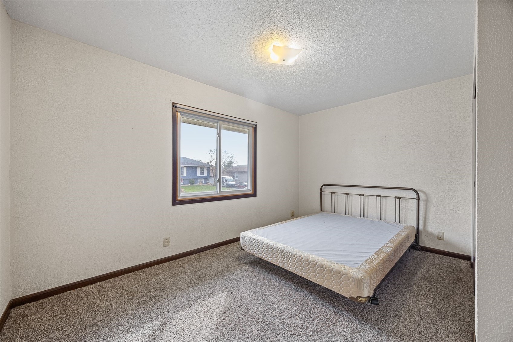 630 Concord Lane NW Cedar Rapids IA 52405