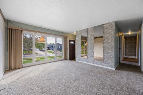630 Concord Lane NW Cedar Rapids IA 52405