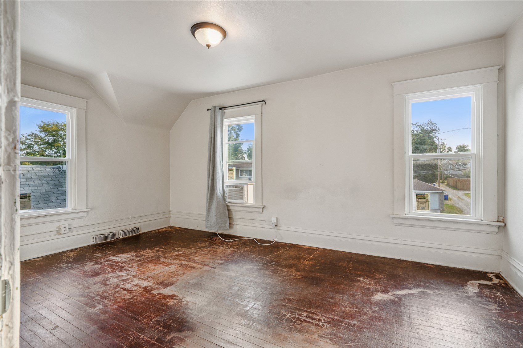 513 17th Street SE Cedar Rapids IA 52403