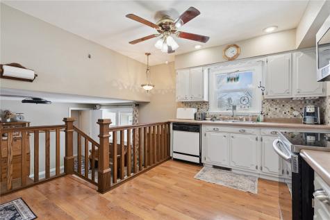 517 Oak Street Rowley IA 52329