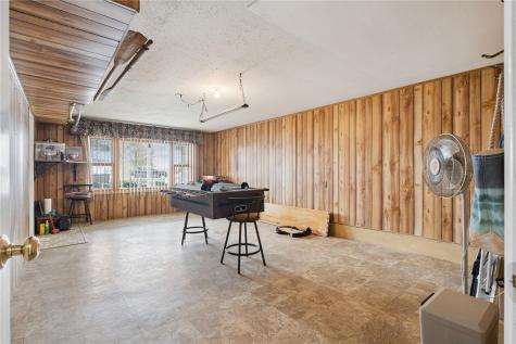 517 Oak Street Rowley IA 52329