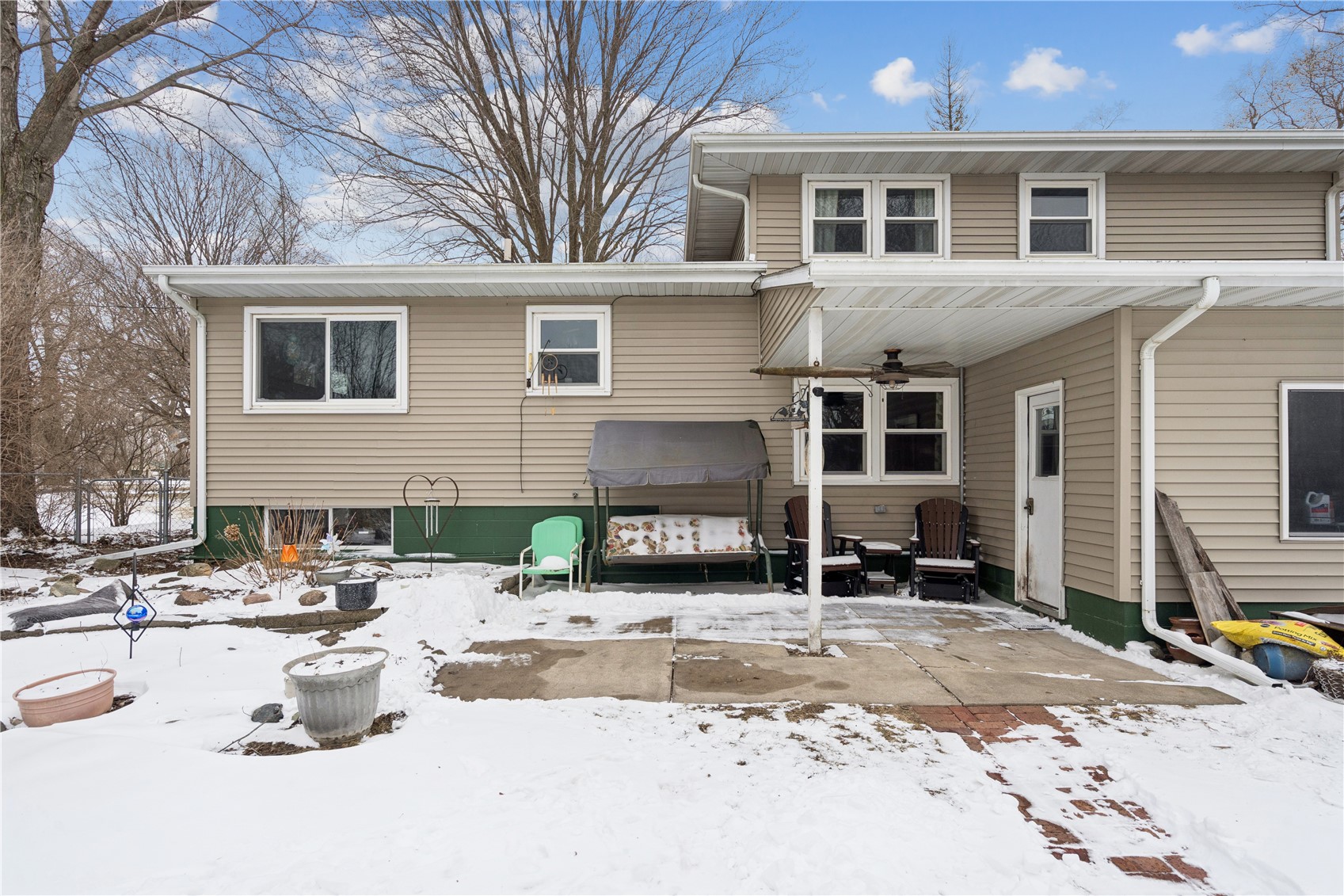 517 Oak Street Rowley IA 52329