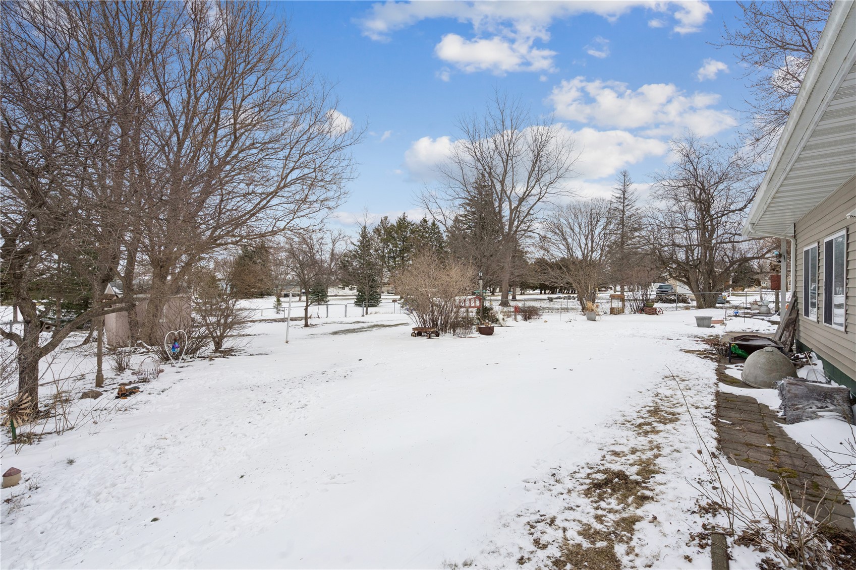 517 Oak Street Rowley IA 52329