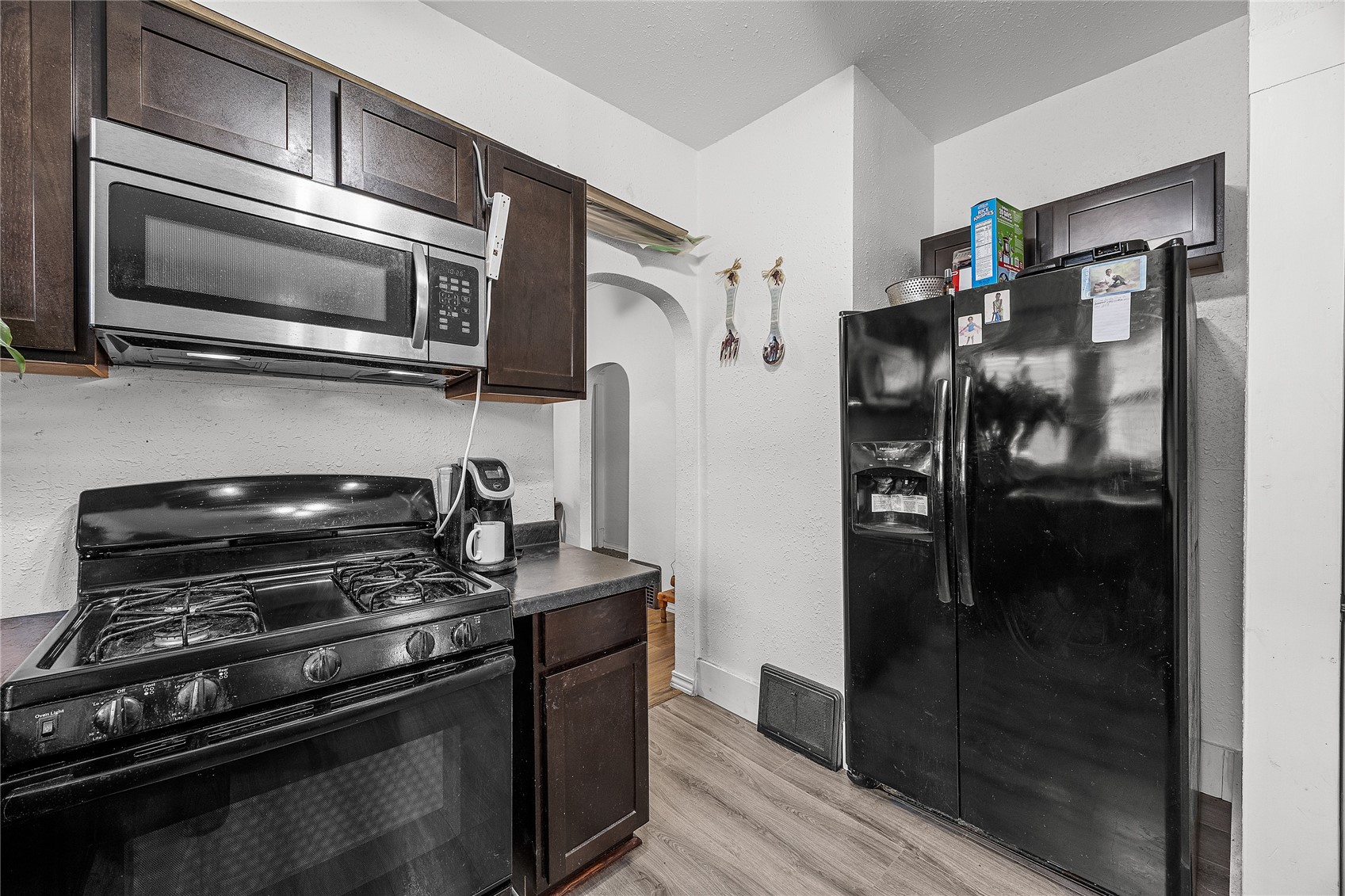 808 Oakland NE Cedar Rapids IA 52402