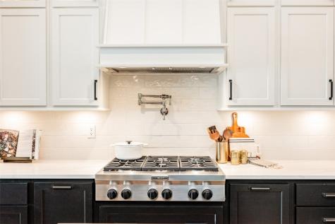 3014 Forest Ridge Drive NE Swisher IA 52338