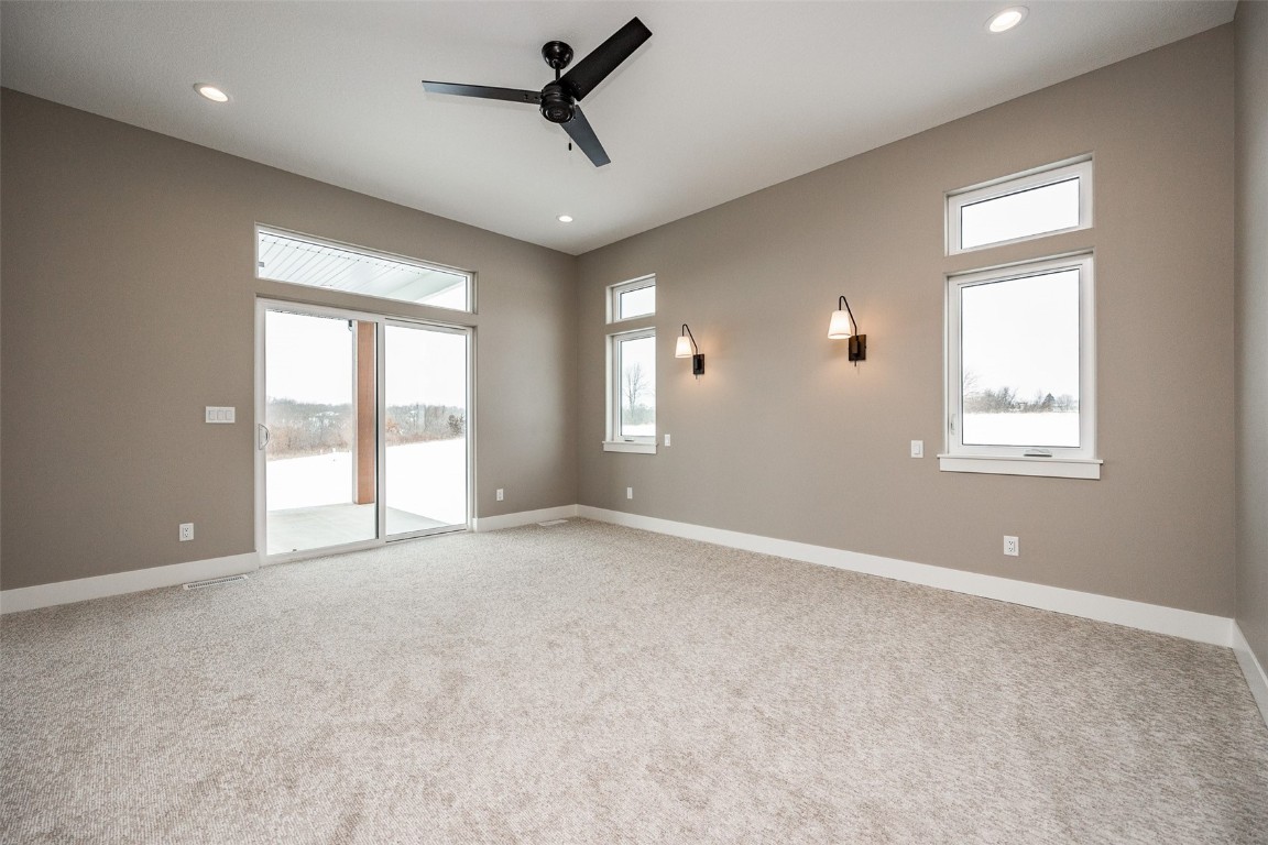 3014 Forest Ridge Drive NE Swisher IA 52338