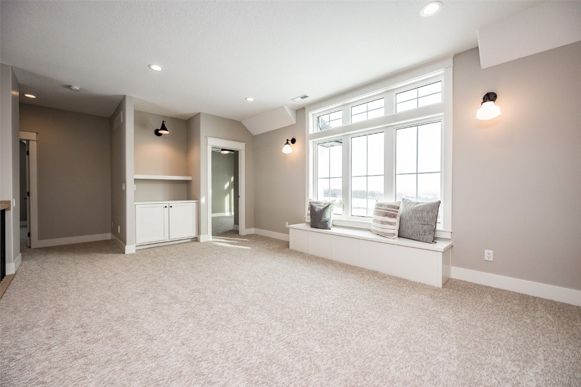 3014 Forest Ridge Drive NE Swisher IA 52338