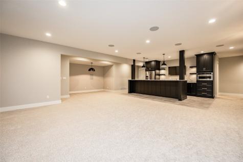 3014 Forest Ridge Drive NE Swisher IA 52338