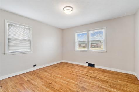 102 Patricia Lane NW Cedar Rapids IA 52405