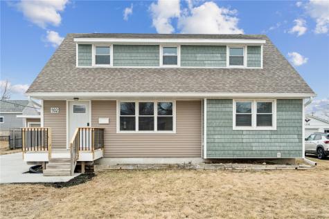 102 Patricia Lane NW Cedar Rapids IA 52405