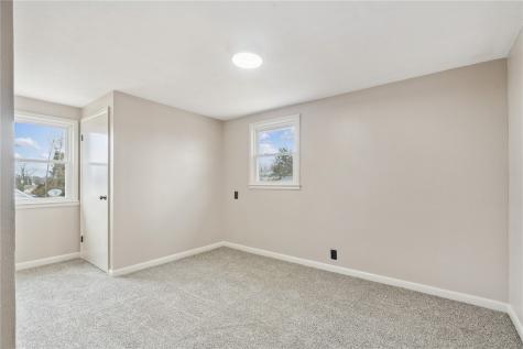 102 Patricia Lane NW Cedar Rapids IA 52405