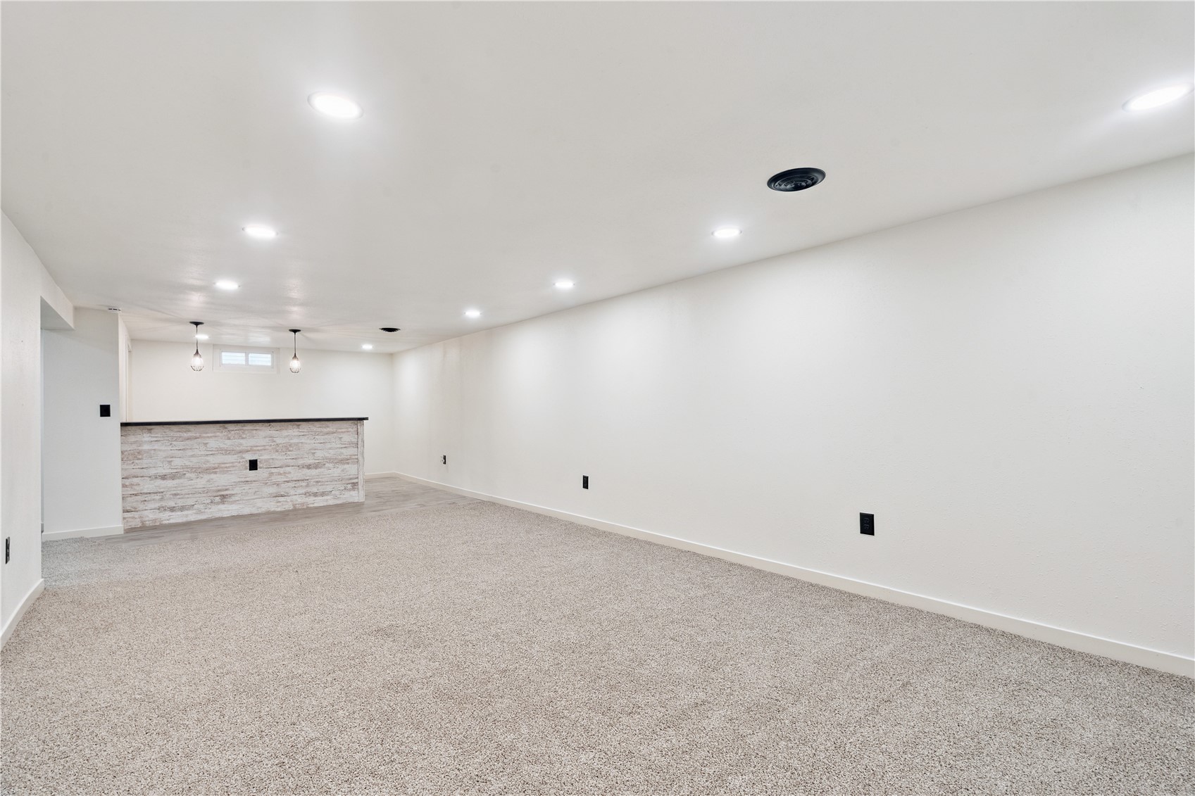 102 Patricia Lane NW Cedar Rapids IA 52405
