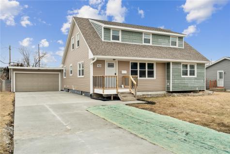 102 Patricia Lane NW Cedar Rapids IA 52405
