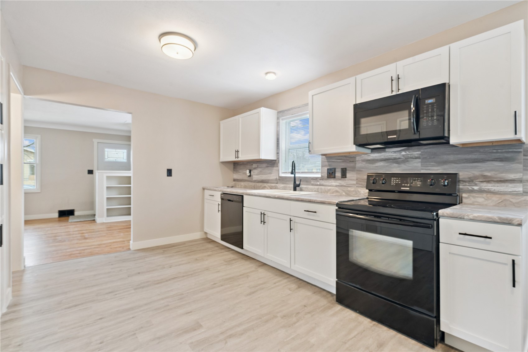 102 Patricia Lane NW Cedar Rapids IA 52405