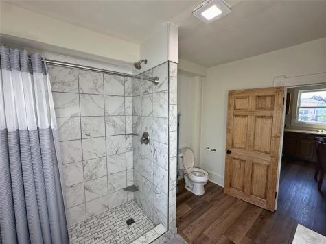 1922 9th SW Cedar Rapids IA 52404