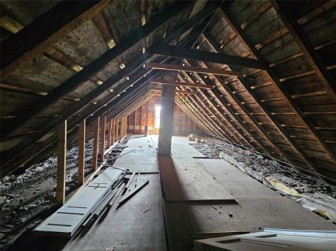 1922 9th SW Cedar Rapids IA 52404