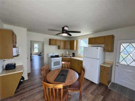 1922 9th SW Cedar Rapids IA 52404