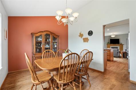 4614 Adams Court NE Cedar Rapids IA 52411