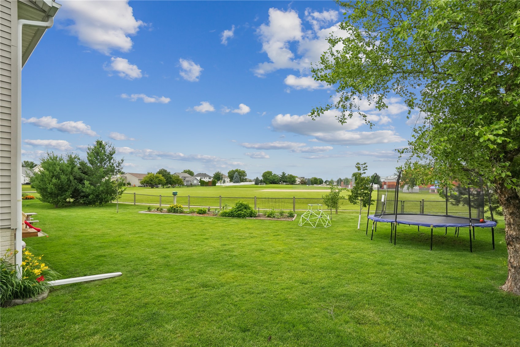 4614 Adams Court NE Cedar Rapids IA 52411