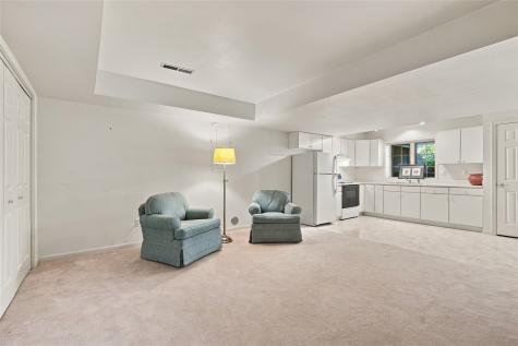 2 Audrey Court NE Iowa City IA 52240