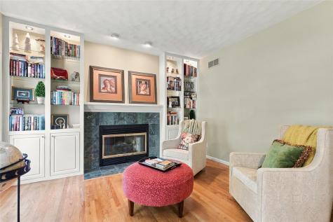 2 Audrey Court NE Iowa City IA 52240