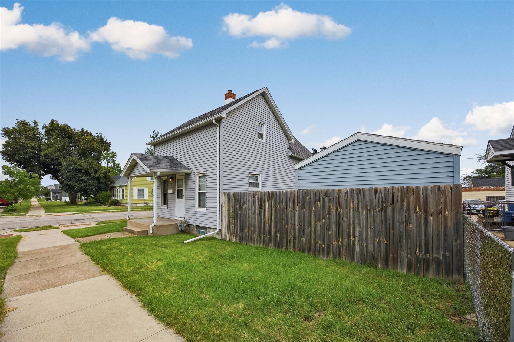 1601 N Street SW Cedar Rapids IA 52404