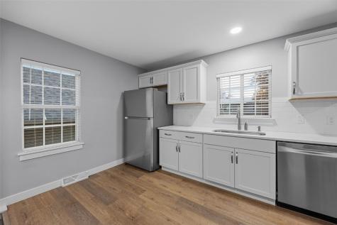 1006 E 1st Street Anamosa IA 52205