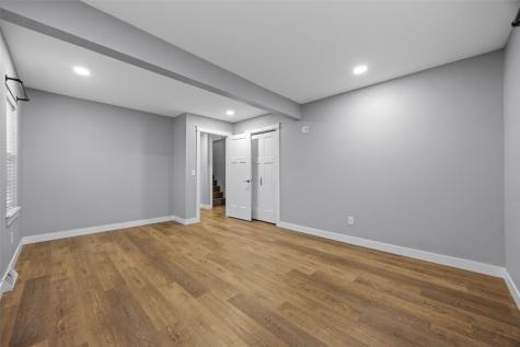 1006 E 1st Street Anamosa IA 52205